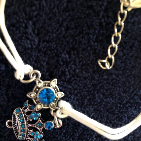 Bracelets - Picture 7 of 7